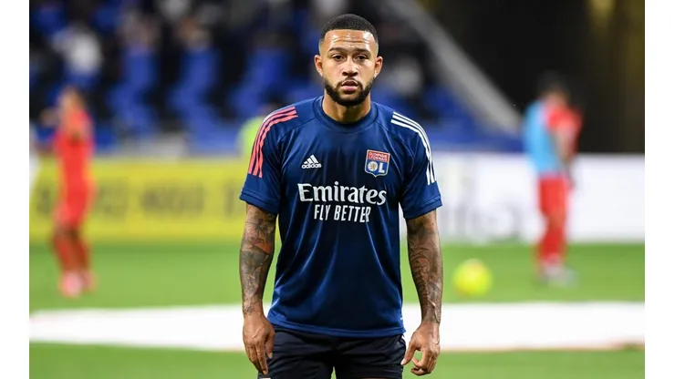 Desde Lyon confirmaron que Depay "llegó a un acuerdo con Barcelona"