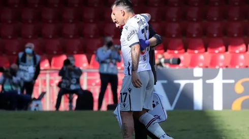 La foto llorando que Medel publicó porque no podrá estar con la Selección de Chile
