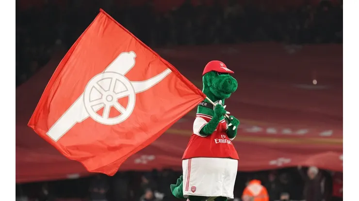 Todo es dolor: Arsenal despidió a Gunnersaurus, su emblemática mascota