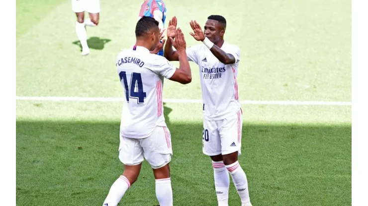 Con goles de Vinícius y Benzema, Real Madrid le ganó al Levante y volvió a la cima de LaLiga