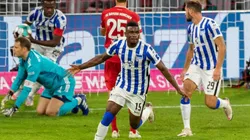 Así fue el gol de Jhon Córdoba al Bayern Múnich en la Bundesliga.