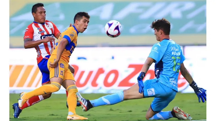 Tigres goleó a Atlético de San Luis.