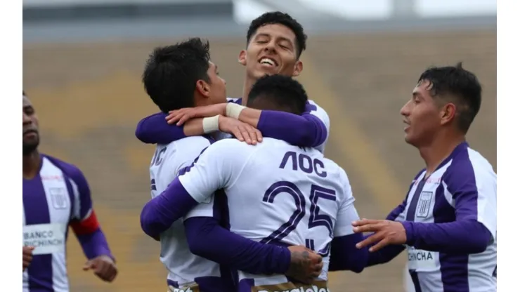 Alianza Lima suma su tercer triunfo en el Torneo Apertura.