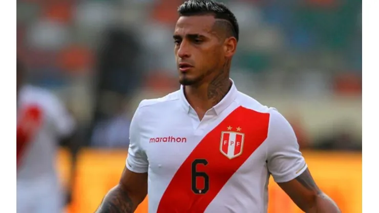 Miguel Trauco fue visto con Valeria Roggero en Italia.