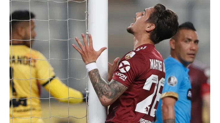 Lucas Martínez Quarta en la Copa Libertadores de América.