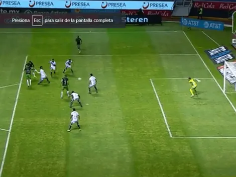 Blooper de Vikonis para que Santos vuelva a anotar con Andrade