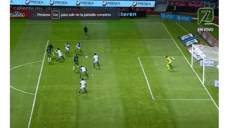 Blooper de Vikonis para que Santos vuelva a anotar con Andrade