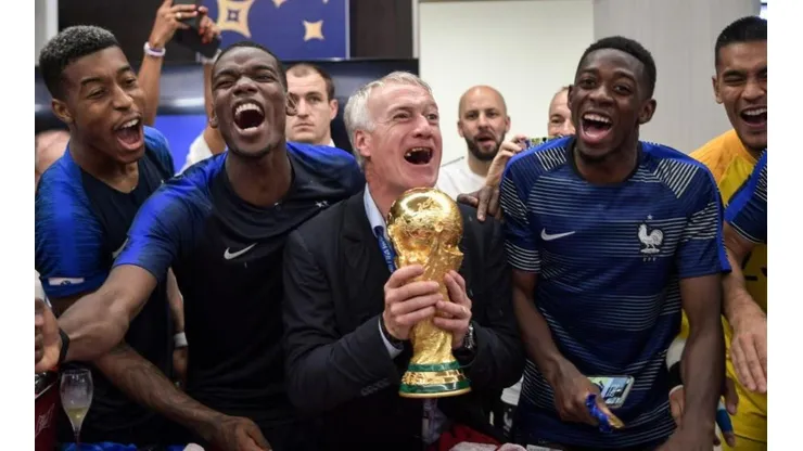 Pogba habría llamado a Dembélé para que deje Barcelona y vaya al United