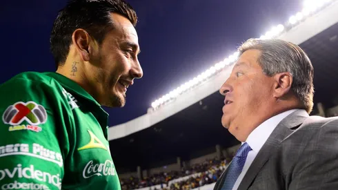 Sí existió plática entre Rubens Sambueza y Miguel Herrera