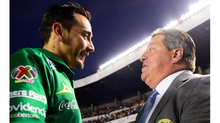 Sí existió plática entre Rubens Sambueza y Miguel Herrera