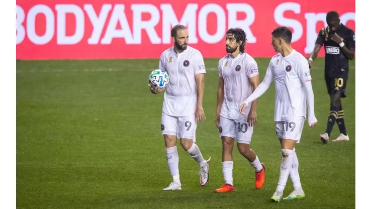 Higuaín elogió a Pizarro.