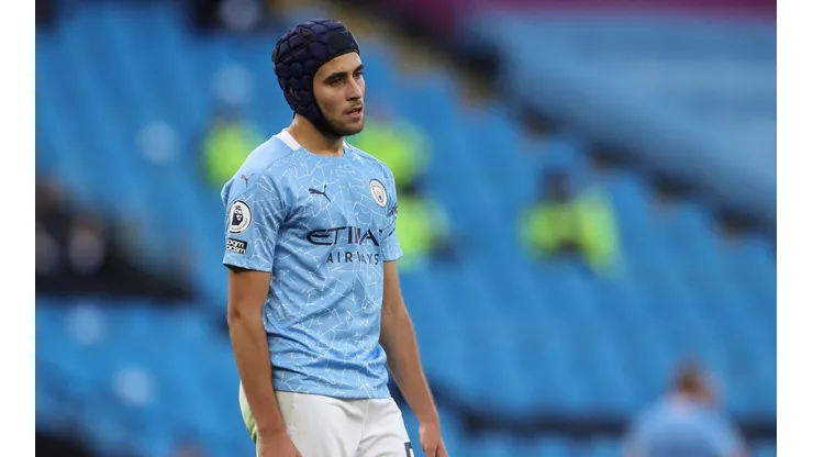 Barcelona le hizo una nueva oferta al Manchester City por Eric García