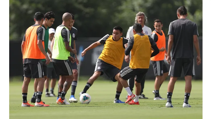 México se prepara para la gira por Europa.