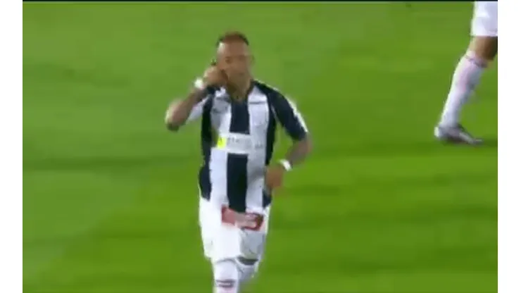 Arroé puso el 1-0 de Alianza Lima.
