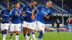 La celebración del Everton en el 2-1 parcial contra West Ham en Carabao Cup.