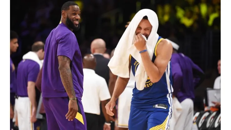 LeBron y Curry muy atentos con el debate presidencial