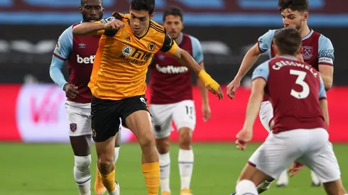 Raúl Jiménez y los Wolves cayeron por 4-0 ante West Ham.