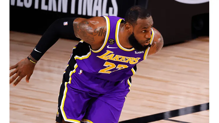LeBron James, estrella de los Lakers