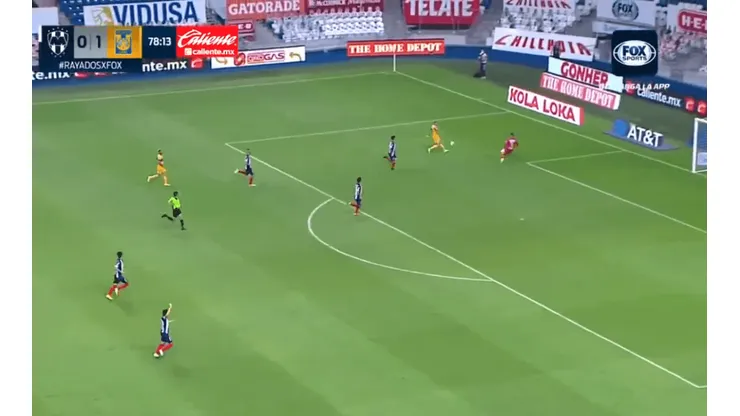 Golazo de Nicolás López para Tigres.