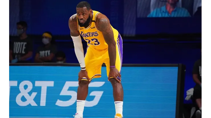 LeBron James, Los Angeles Lakers ante Denver Nuggets