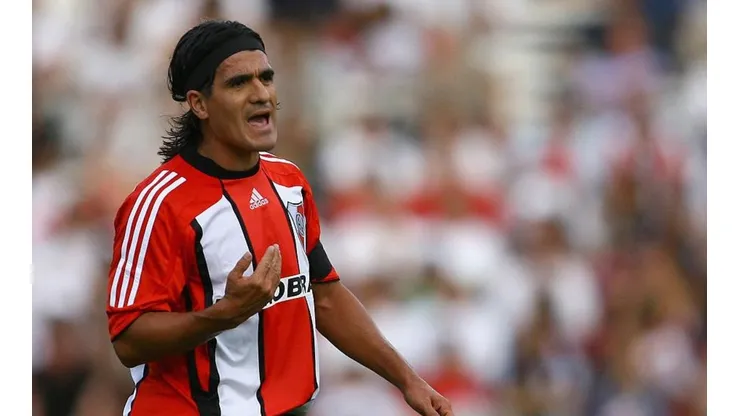 Ariel Ortega durante uno de sus pasos por River.