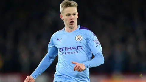 Oleksandr Zinchenko durante un partido de Manchester City.