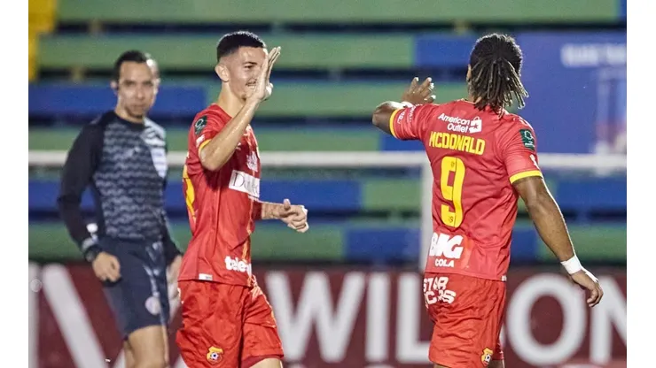Alajuelense vs. Herediano (Foto: Twitter @csherediano1921)