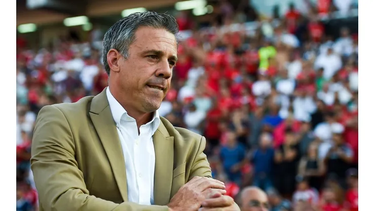 Foto de Lucas Pusineri, entrenador de Independiente.