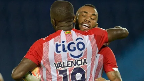 Carmelo Valencia y Fredy Hinestroza, las figuras del Junior contra Independiente del Valle (@Libertadores)