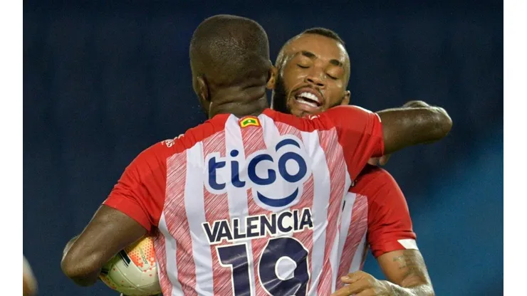 Carmelo Valencia y Fredy Hinestroza, las figuras del Junior contra Independiente del Valle (@Libertadores)