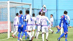 José Carvallo es el arquero titular de la U.