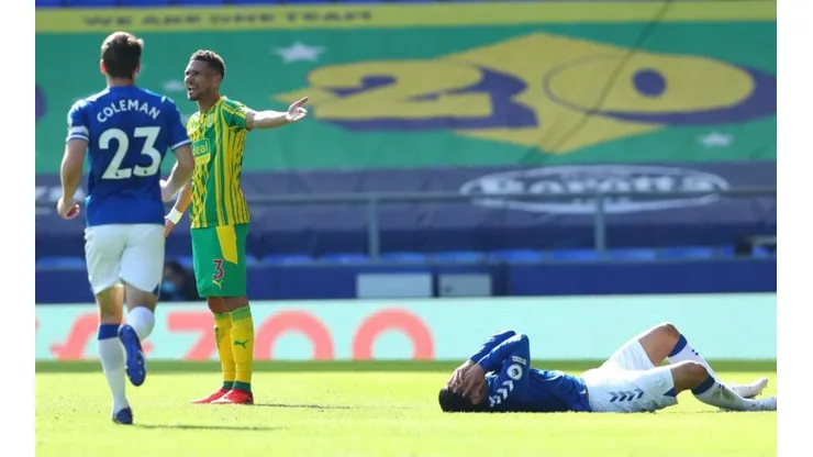 Así defendió Coleman a James luego de ser agredido por Kieran Gibbs.