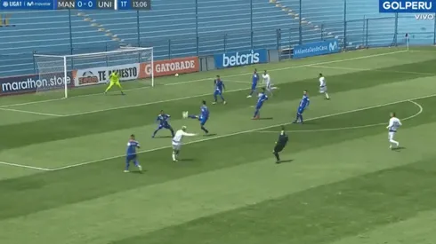 Alejandro Hohberg pateo por izquierda con la derecha.