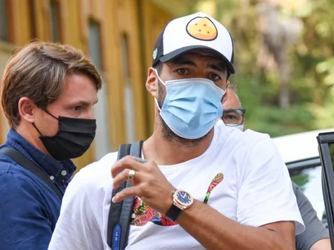 Acusan a Suárez de hacer trampa en su examen realizado en Italia