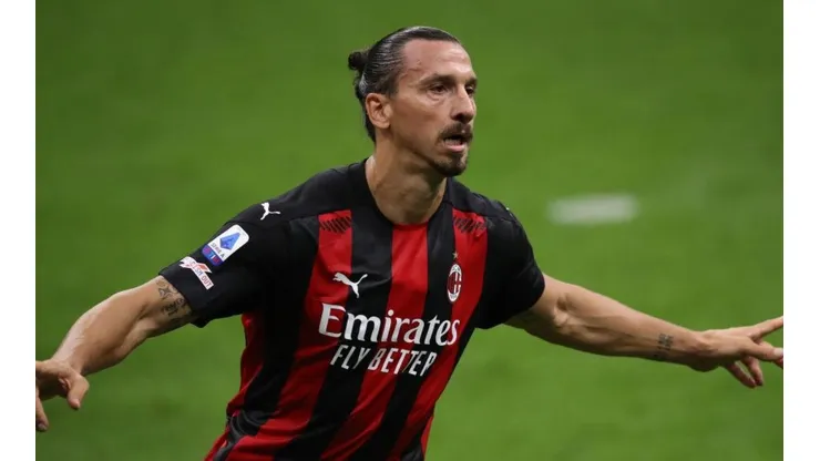 El festejo del enorme Zlatan Ibrahimovic.