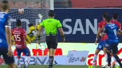 ¡Al ángulo! Meza pone arriba a Rayados ante San Luis