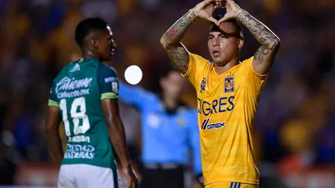 ¿Eduardo Vargas estará en el Clásico Regio? (Getty Images)