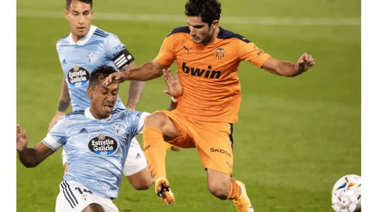Renato Tapia llegó a Celta proveniente del Feyenoord.