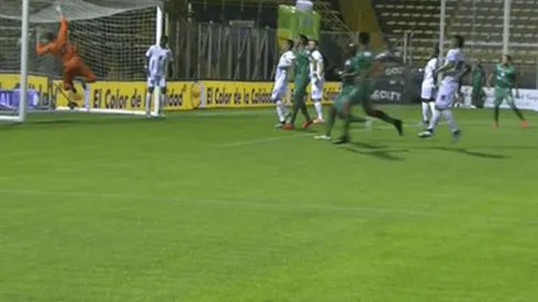 Matías Mier la sacó del estadio con un gol olímpico en el Equidad vs. Chicó