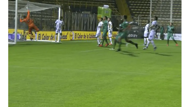 Matías Mier la sacó del estadio con un gol olímpico en el Equidad vs. Chicó