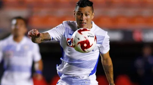 El Cata regaló un gol y en Cruz Azul no se lo perdonaron