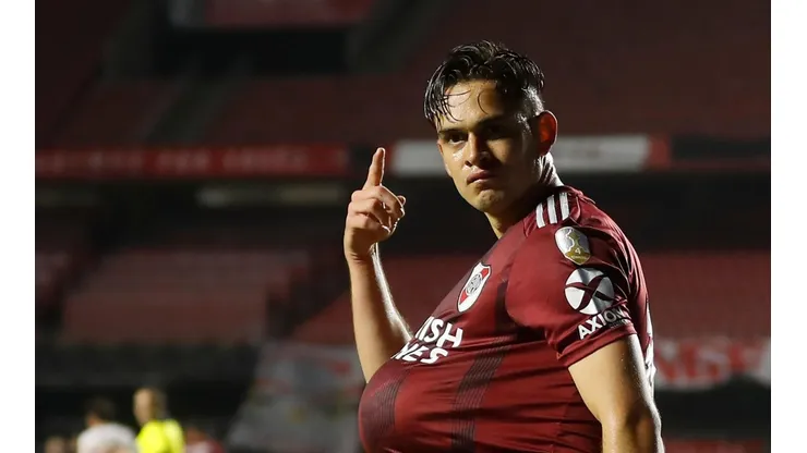Foto de Rafa Borré celebrando su gol de ayer.