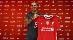 Liverpool oficializó la llegada de Thiago Alcántara