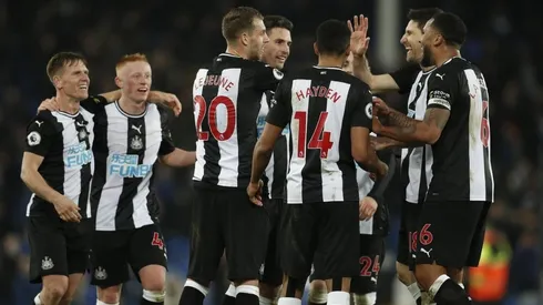 Newcastle juega en la primera división inglesa.