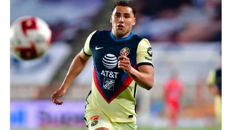 Jorge Sánchez, criticado por haber sido convocado al Tri.