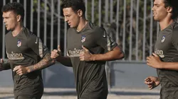 Arias regresó a los entrenamientos con el Atlético de Madrid y busca aclarar su incierto futuro