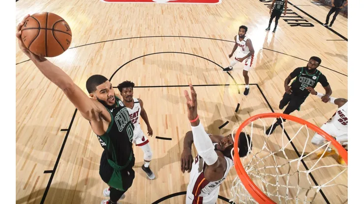 Jayson Tatum y Bam Adebayo (Getty)