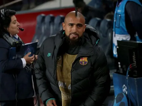 Parece un chiste: Arturo Vidal se iría del Barcelona por 500 mil euros