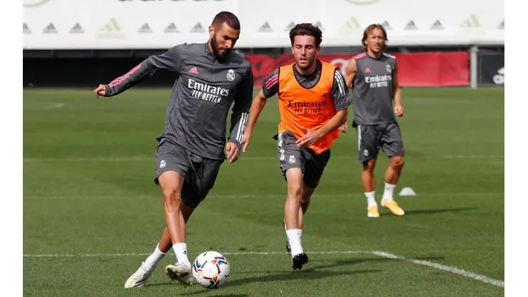 Benzema metió cuatro goles en la goleada del Real Madrid al Getafe