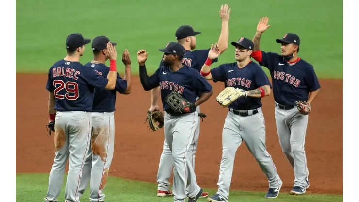 Los Red Sox buscan maquillar una caótica temporada